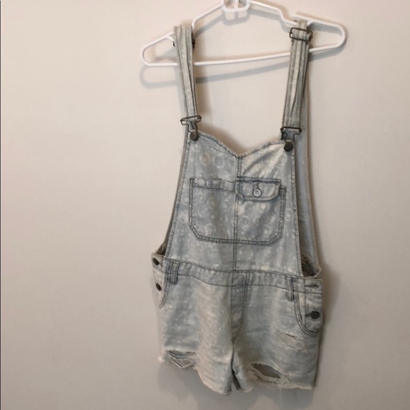 Free People Pants - Free People Distressed Overalls Size 4